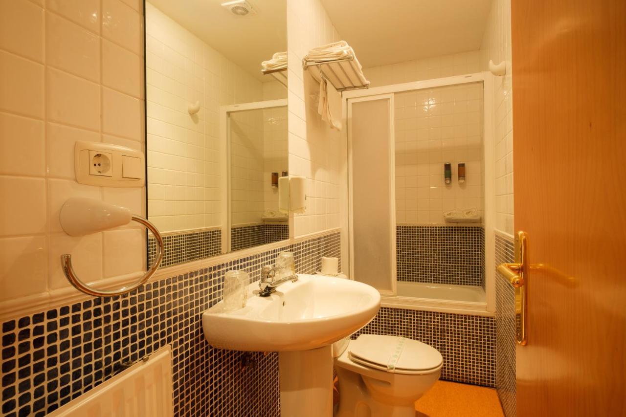 Hotel Playa De Luanco Ngoại thất bức ảnh
